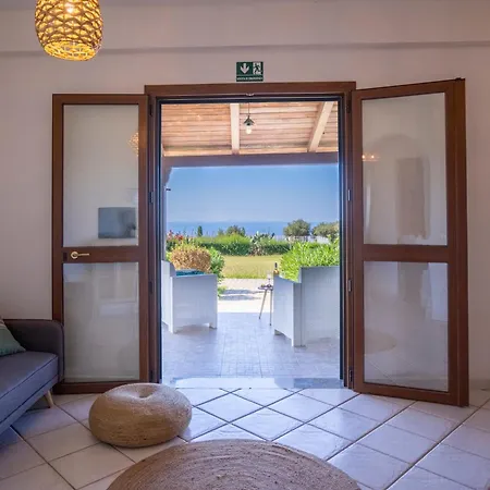 Ninea Panoramic Family - Large Pool With Sea View Capo Vaticano