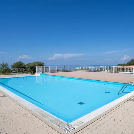 Ninea Panoramic Family - Large Pool With Sea View Апартаменты *