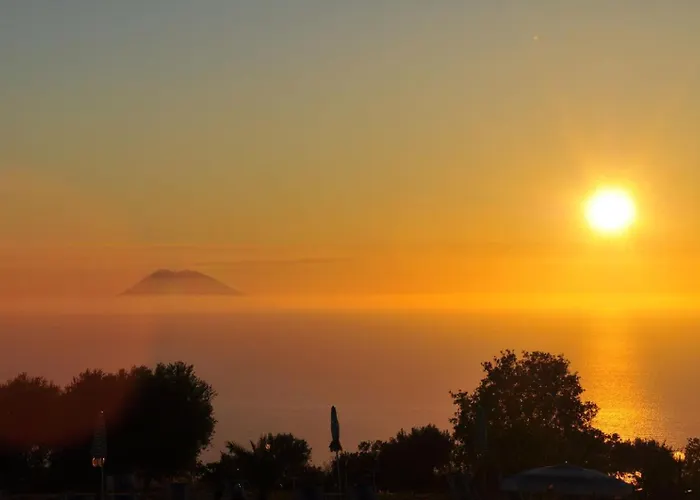 Ninea Panoramic Family - Large Pool With Sea View Lejlighed Capo Vaticano