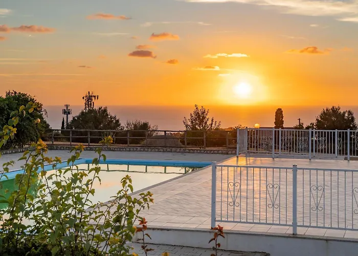 Ninea Panoramic Family - Large Pool With Sea View Capo Vaticano